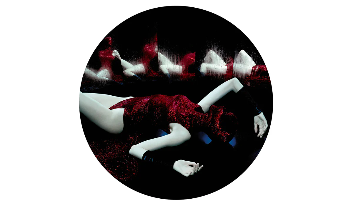Журнал Visionaire, 26 FANTASY - Image 2